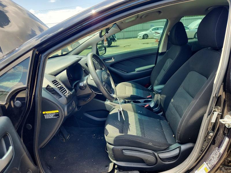 60230156 :رقم المزاد ، 3KPFK4A77JE197135 vin ، 2018 Kia Forte مزاد بيع
