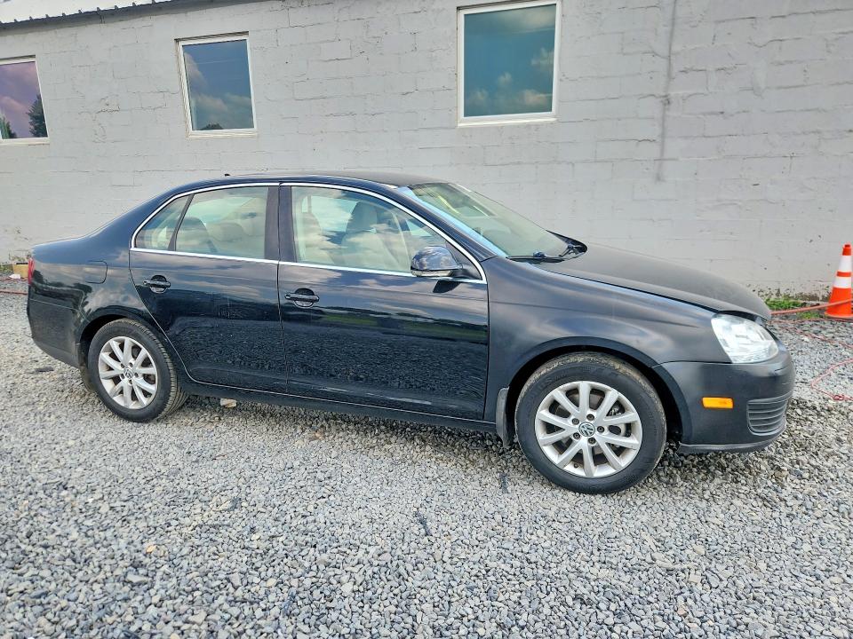 73345075 :رقم المزاد ، 3VWRZ7AJ2AM063710 vin ، 2010 Volkswagen Jetta مزاد بيع