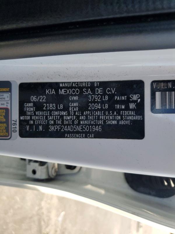 61174486 :رقم المزاد ، 3KPF24AD5NE501946 vin ، 2022 Kia Forte مزاد بيع