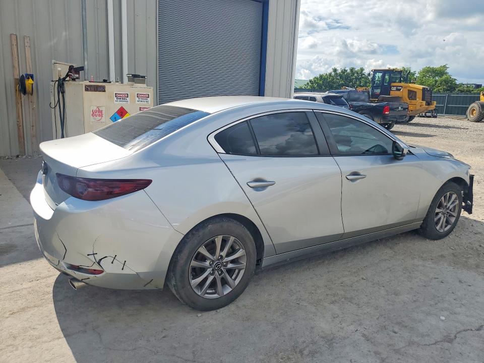 Продаж на аукціоні авто 2021 Mazda 3, vin: JM1BPAA73M1334111, номер лоту: 61030236