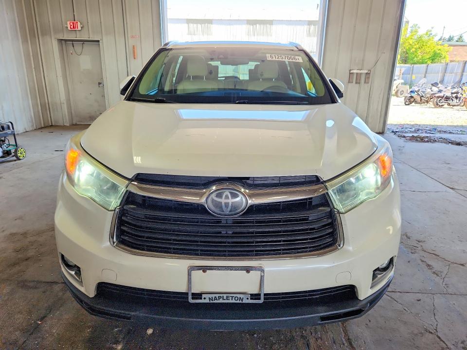 Продажа на аукционе авто 2016 Toyota Highlander, vin: 5TDDKRFH7GS314328, номер лота: 61257066