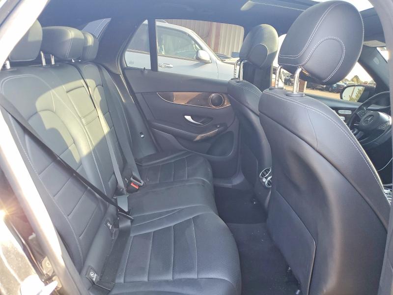 61998516 :رقم المزاد ، WDC0G4KB0HF253212 vin ، 2017 Mercedes-benz Glc مزاد بيع