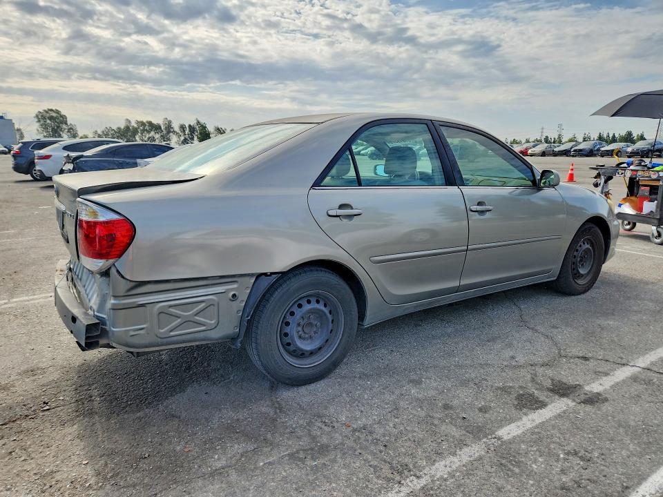 Продажа на аукционе авто 2005 Toyota Camry, vin: 4T1BE32K05U630199, номер лота: 61819376