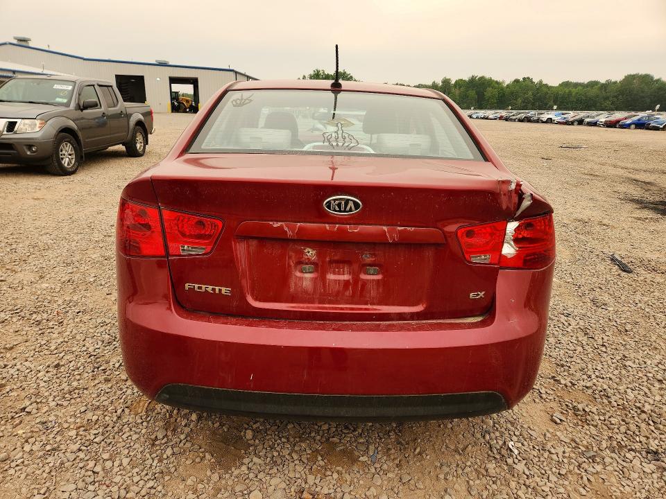 2010 Kia Forte მანქანა იყიდება აუქციონზე, vin: KNAFU4A25A5096084, აუქციონის ნომერი: 61069596