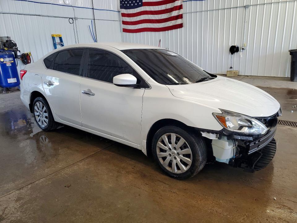 60956596 :رقم المزاد ، 3N1AB7AP3HY211006 vin ، 2017 Nissan Sentra مزاد بيع