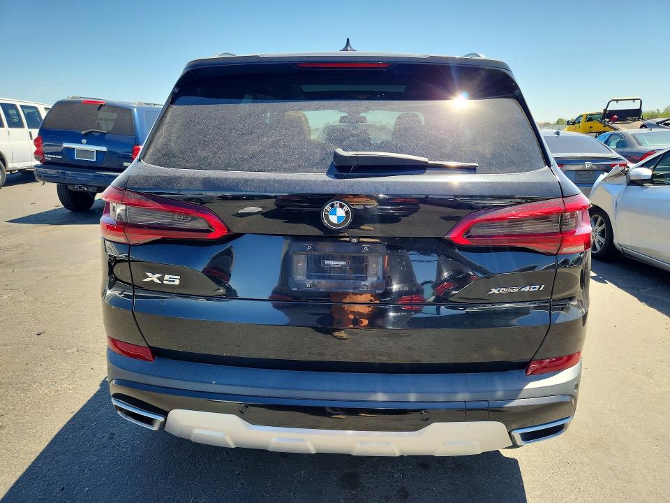 61423666 :رقم المزاد ، 5UXCR6C5XKLK88610 vin ، 2019 Bmw X5 مزاد بيع