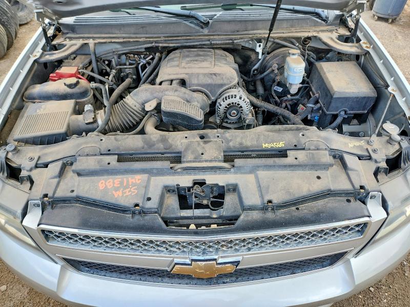 2013 Chevrolet Suburban მანქანა იყიდება აუქციონზე, vin: 1GNSKKE70DR290995, აუქციონის ნომერი: 61599526