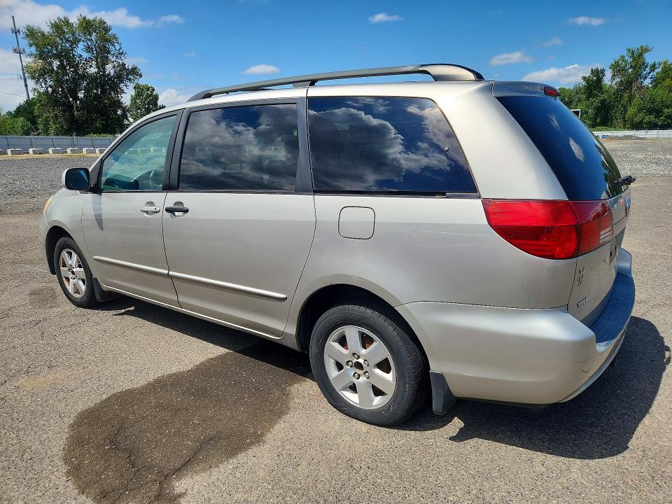 61099216 :رقم المزاد ، 5TDZA22C65S319074 vin ، 2005 Toyota Sienna مزاد بيع