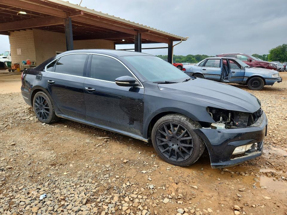 2018 Volkswagen Passat მანქანა იყიდება აუქციონზე, vin: 1VWBA7A36JC016644, აუქციონის ნომერი: 62136556