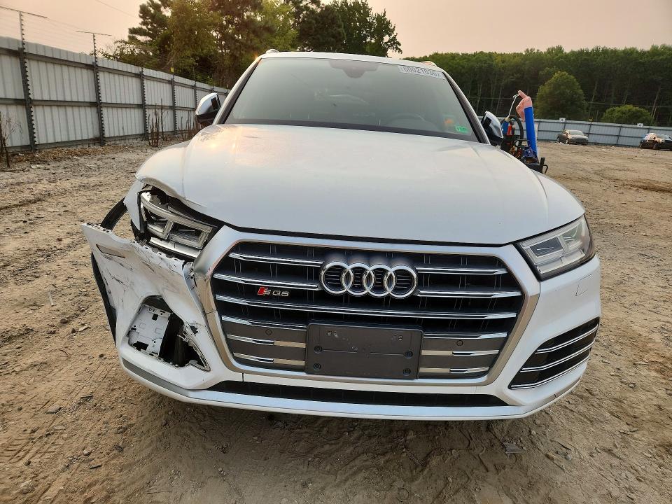 2018 Audi Sq5 მანქანა იყიდება აუქციონზე, vin: WA1A4AFY6J2028283, აუქციონის ნომერი: 60021636