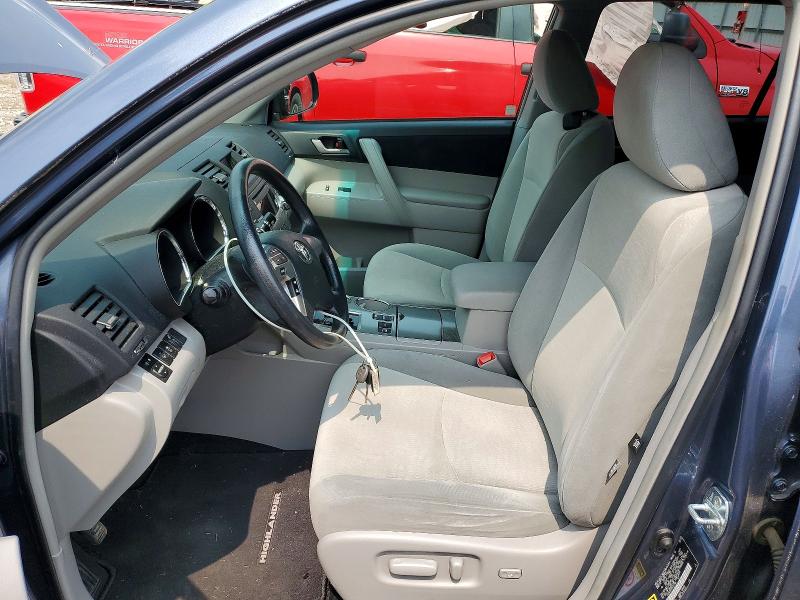 62820566 :رقم المزاد ، 5TDBK3EH1CS131166 vin ، 2012 Toyota Highlander مزاد بيع