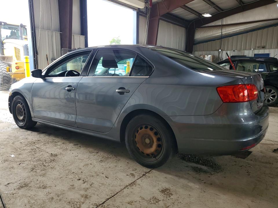 59820836 :رقم المزاد ، 3VWBP7AJXDM386009 vin ، 2013 Volkswagen Jetta مزاد بيع