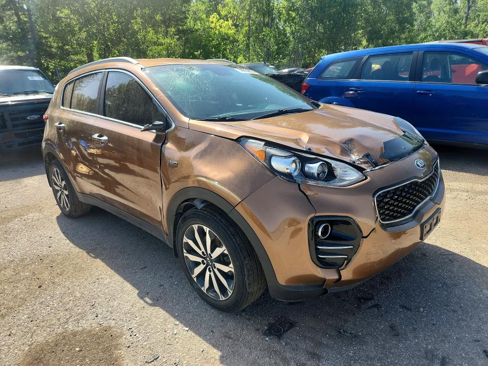 59582806 :رقم المزاد ، KNDPNCAC6J7456197 vin ، 2018 Kia Sportage مزاد بيع