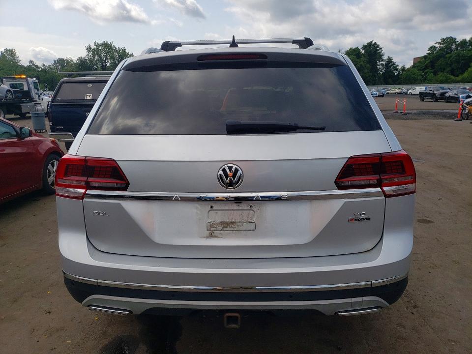 61518816 :رقم المزاد ، 1V2NR2CA3KC569484 vin ، 2019 Volkswagen Atlas مزاد بيع