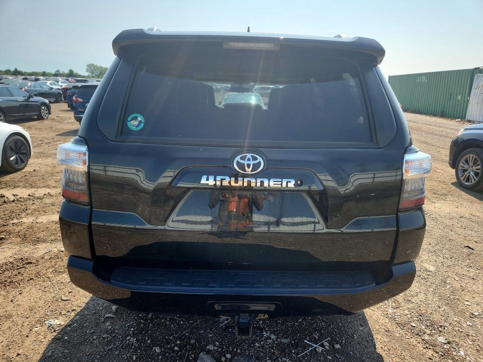 63138076 :رقم المزاد ، JTEBU5JR1H5430024 vin ، 2017 Toyota 4runner مزاد بيع