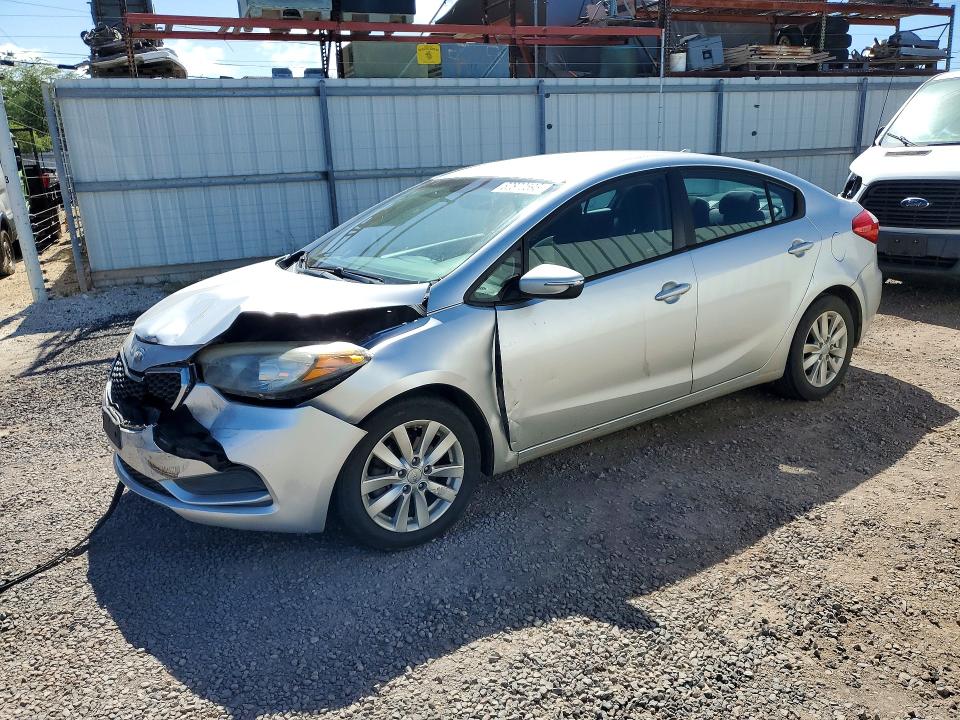 2014 Kia Forte მანქანა იყიდება აუქციონზე, vin: KNAFX4A66E5063305, აუქციონის ნომერი: 62870596
