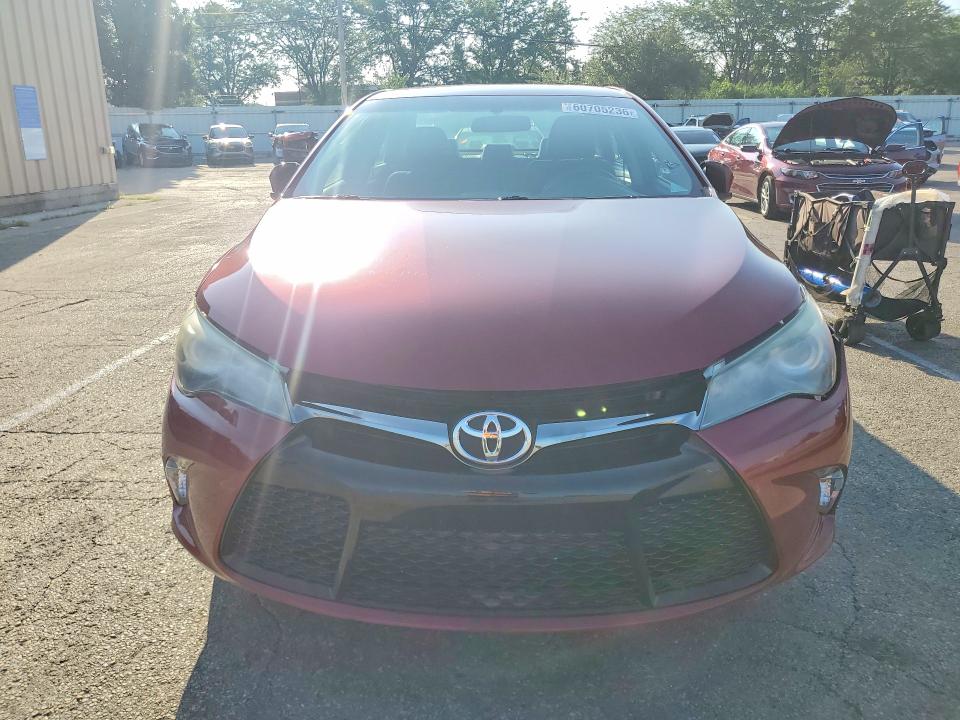 Продаж на аукціоні авто 2015 Toyota Camry, vin: 4T1BF1FKXFU978721, номер лоту: 60705236