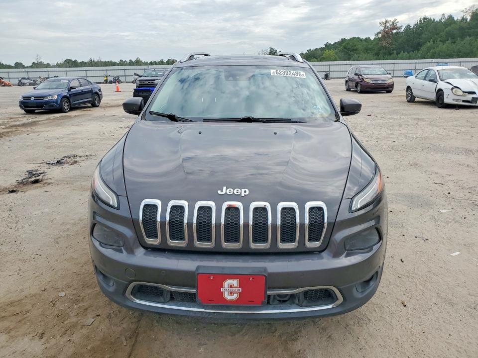 62392486 :رقم المزاد ، 1C4PJLDS4EW185215 vin ، 2014 Jeep Cherokee مزاد بيع