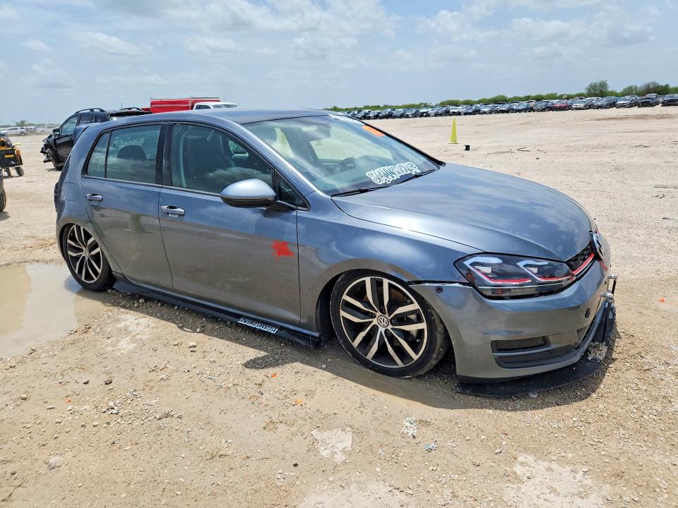 2017 Volkswagen Golf მანქანა იყიდება აუქციონზე, vin: 3VW217AUXHM015658, აუქციონის ნომერი: 61801586