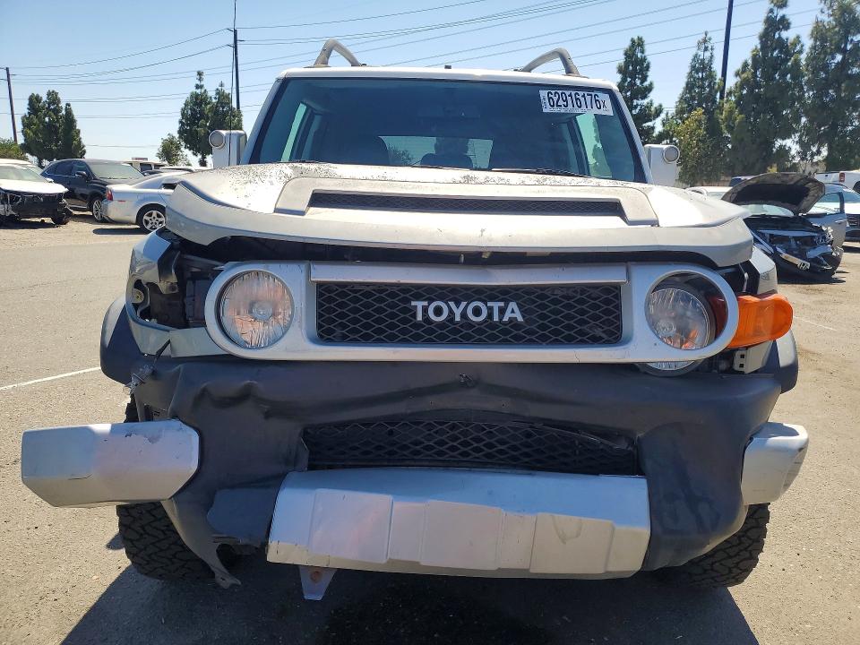 Продажа на аукционе авто 2010 Toyota Fj Cruiser, vin: JTEBU4BF2AK093594, номер лота: 62916176