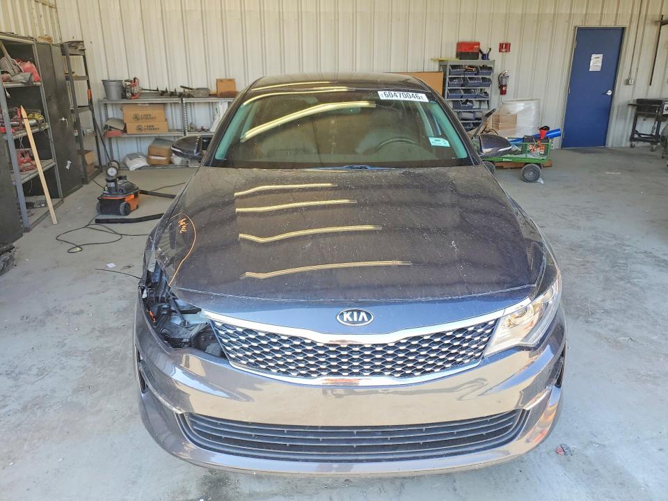 60470046 :رقم المزاد ، 5XXGU4L3XHG136369 vin ، 2017 Kia Optima مزاد بيع