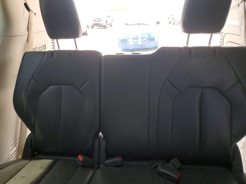 61434276 :رقم المزاد ، 2C4RC1GG6JR357763 vin ، 2018 Chrysler Pacifica مزاد بيع