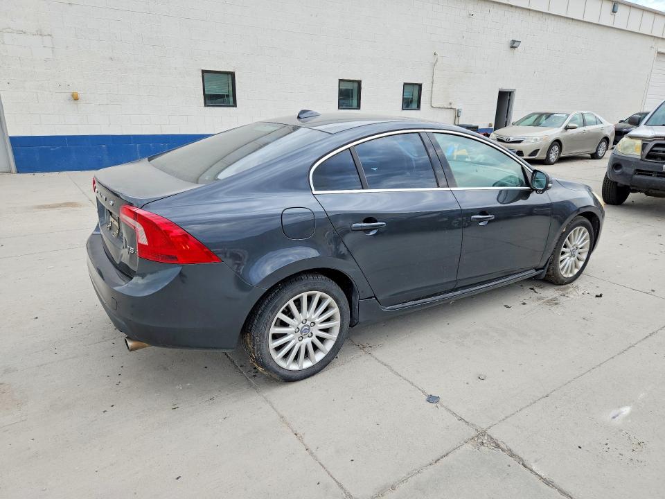 Продажа на аукционе авто 2012 Volvo S60, vin: YV1622FSXC2100179, номер лота: 61922586