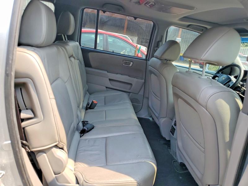 60428106 :رقم المزاد ، 5FNYF4H9XDB070592 vin ، 2013 Honda Pilot مزاد بيع