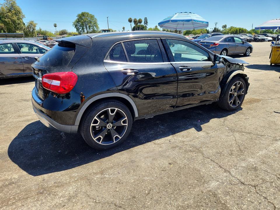 2019 Mercedes-benz Gla მანქანა იყიდება აუქციონზე, vin: WDCTG4EB3KU014541, აუქციონის ნომერი: 60073756