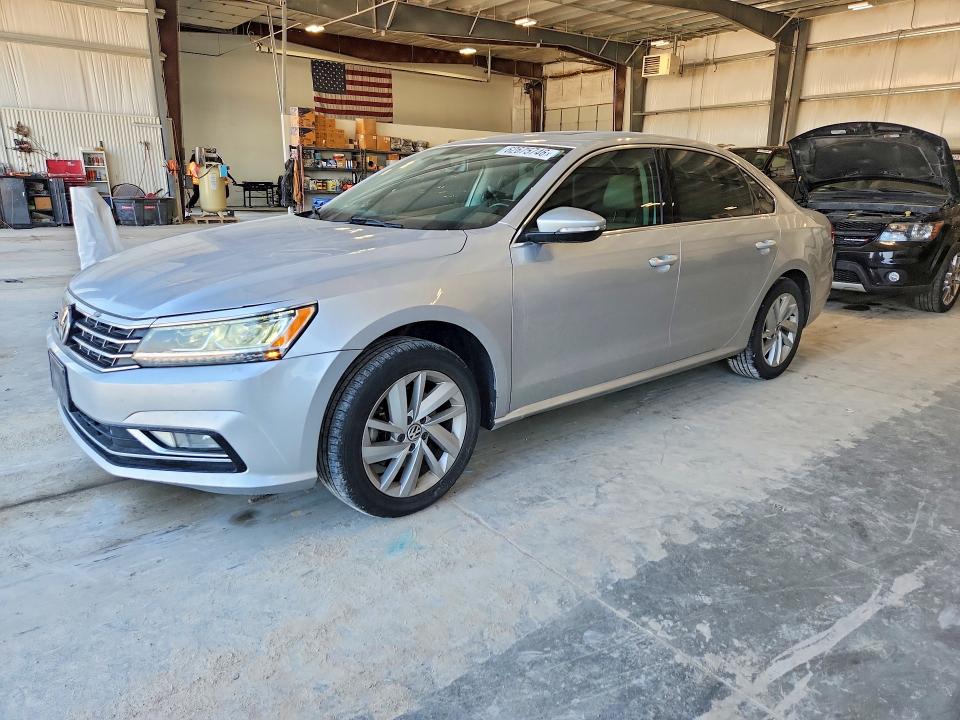 Aukcja sprzedaży 2018 Volkswagen Passat, vin: 1VWBA7A30JC020608, numer aukcji: 62675746
