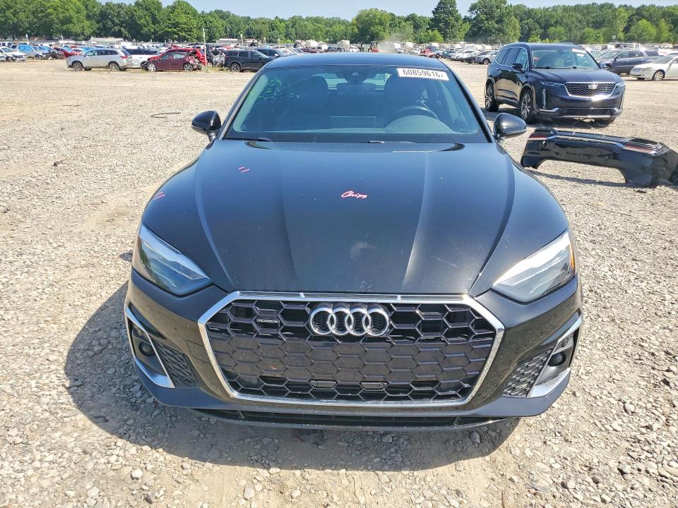 60859616 :رقم المزاد ، WAUDACF54NA013349 vin ، 2022 Audi A5 مزاد بيع
