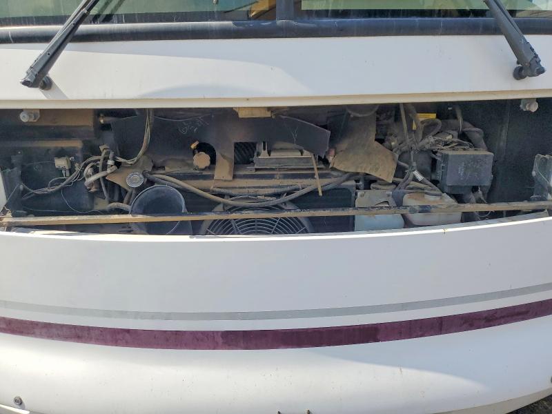 60032106 :رقم المزاد ، 5B4KP57G813337204 vin ، 2001 Workhorse Custom Chassis Motorhome Chassis مزاد بيع