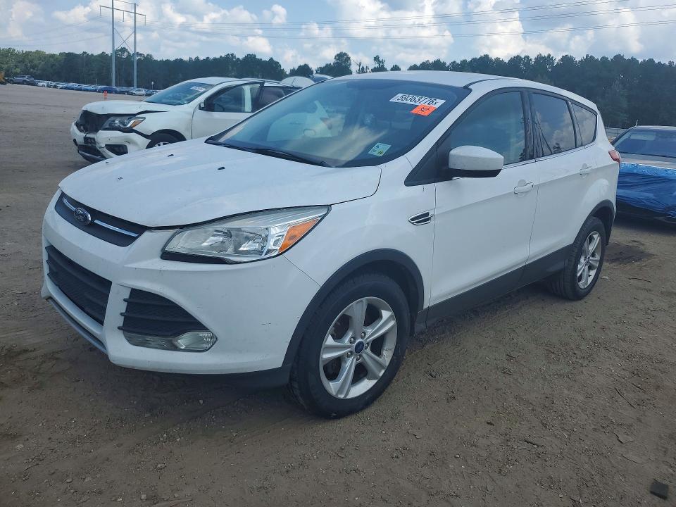 2013 Ford Escape მანქანა იყიდება აუქციონზე, vin: 1FMCU0GX7DUD83675, აუქციონის ნომერი: 59363776