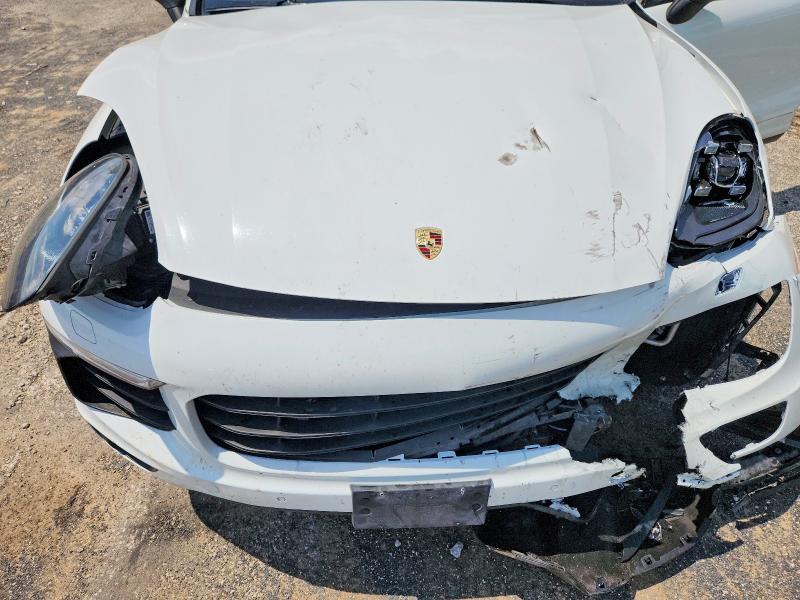 Продажа на аукционе авто 2017 Porsche Cayenne, vin: WP1AE2A2XHLA76075, номер лота: 61301176