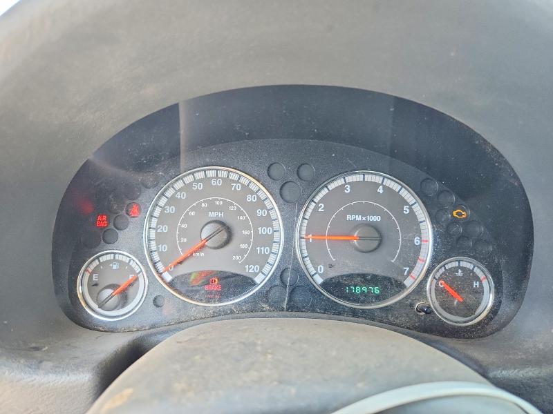 2005 Jeep Liberty მანქანა იყიდება აუქციონზე, vin: 1J4GL58KX5W695465, აუქციონის ნომერი: 62908166