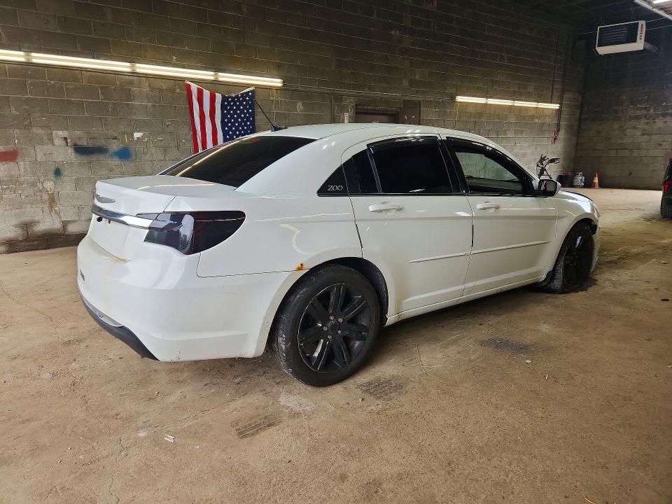 Auction sale of the 2012 Chrysler 200, vin: 1C3CCBBG8CN234327, lot number: 67694106
