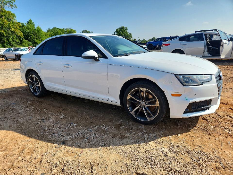 60358946 :رقم المزاد ، WAUGMAF46KN021067 vin ، 2019 Audi A4 مزاد بيع