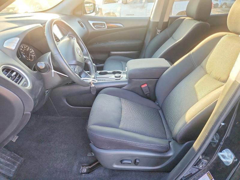 62814686 :رقم المزاد ، 5N1DR2MM0HC687762 vin ، 2017 Nissan Pathfinder مزاد بيع