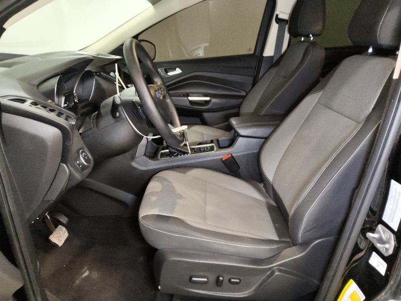 59082716 :رقم المزاد ، 1FMCU9G97HUE28674 vin ، 2017 Ford Escape مزاد بيع