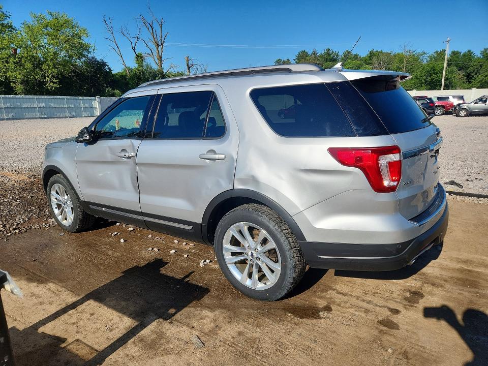 59972896 :رقم المزاد ، 1FM5K8D86JGA54180 vin ، 2018 Ford Explorer مزاد بيع