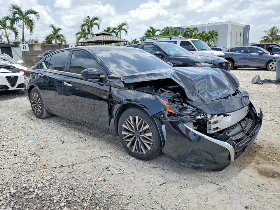 60614396 :رقم المزاد ، 1N4BL4DV6PN340835 vin ، 2023 Nissan Altima مزاد بيع