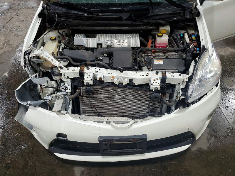 2014 Toyota Prius მანქანა იყიდება აუქციონზე, vin: JTDKN3DUXE1756140, აუქციონის ნომერი: 58574196