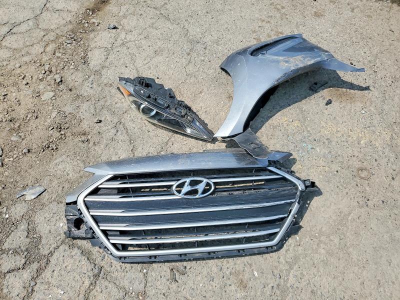 2018 Hyundai Elantra მანქანა იყიდება აუქციონზე, vin: KMHD84LF1JU547852, აუქციონის ნომერი: 62196146