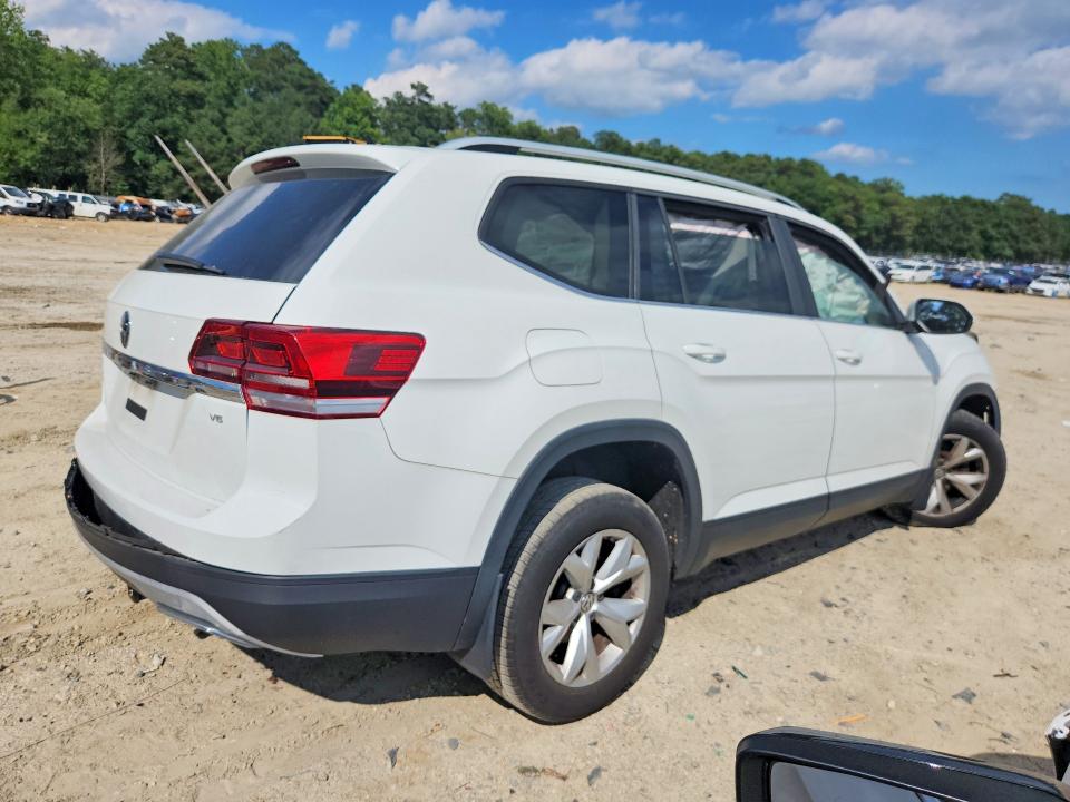 59698426 :رقم المزاد ، 1V2DR2CA2JC533537 vin ، 2018 Volkswagen Atlas مزاد بيع