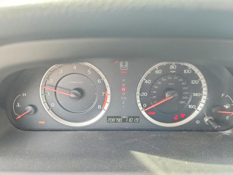 61936886 :رقم المزاد ، 1HGCP2F35BA109266 vin ، 2011 Honda Accord مزاد بيع