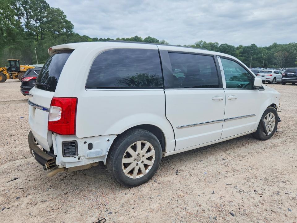 2015 Chrysler Town & Country მანქანა იყიდება აუქციონზე, vin: 2C4RC1BG8FR537695, აუქციონის ნომერი: 61210436