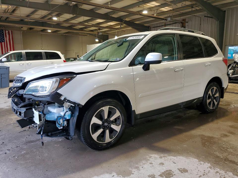 Продаж на аукціоні авто 2017 Subaru Forester, vin: JF2SJARC9HH420735, номер лоту: 61929986