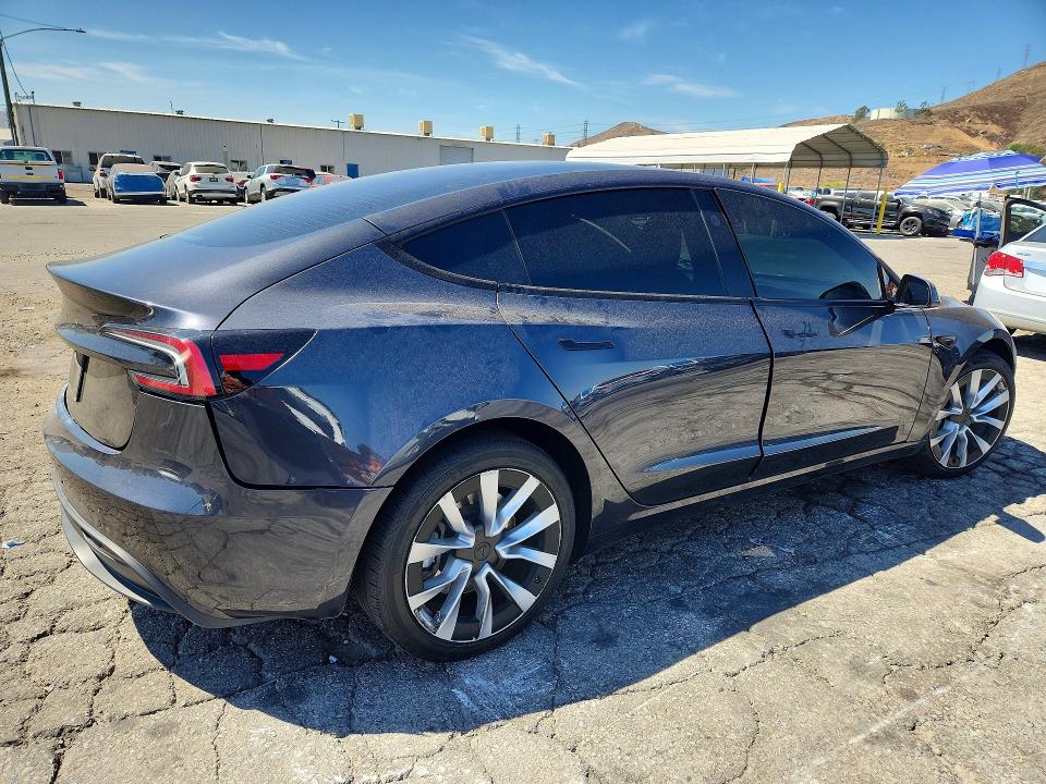 Продажа на аукционе авто 2025 Tesla Model 3, vin: 5YJ3E1EA8SF037906, номер лота: 63147476