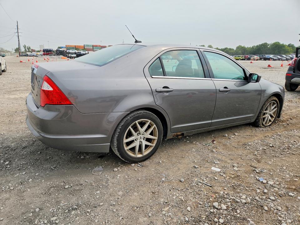 62508006 :رقم المزاد ، 3FAHP0JA4AR154093 vin ، 2010 Ford Fusion مزاد بيع