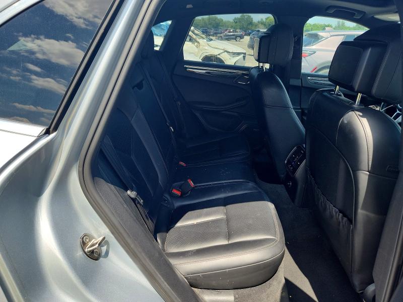 Продаж на аукціоні авто 2016 Porsche Macan, vin: WP1AB2A55GLB58846, номер лоту: 60318286